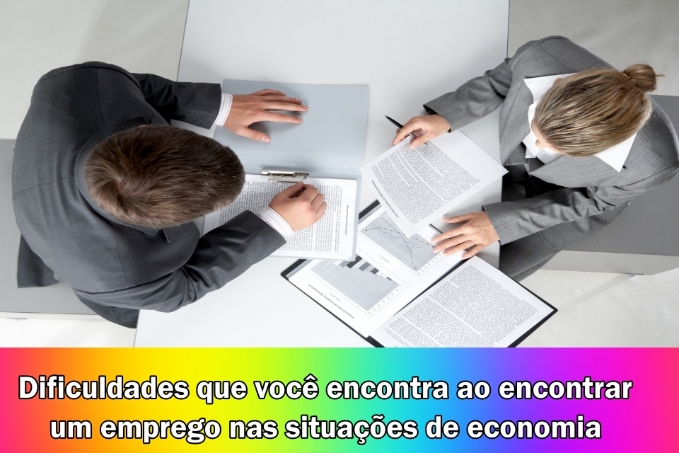 encontrar um emprego